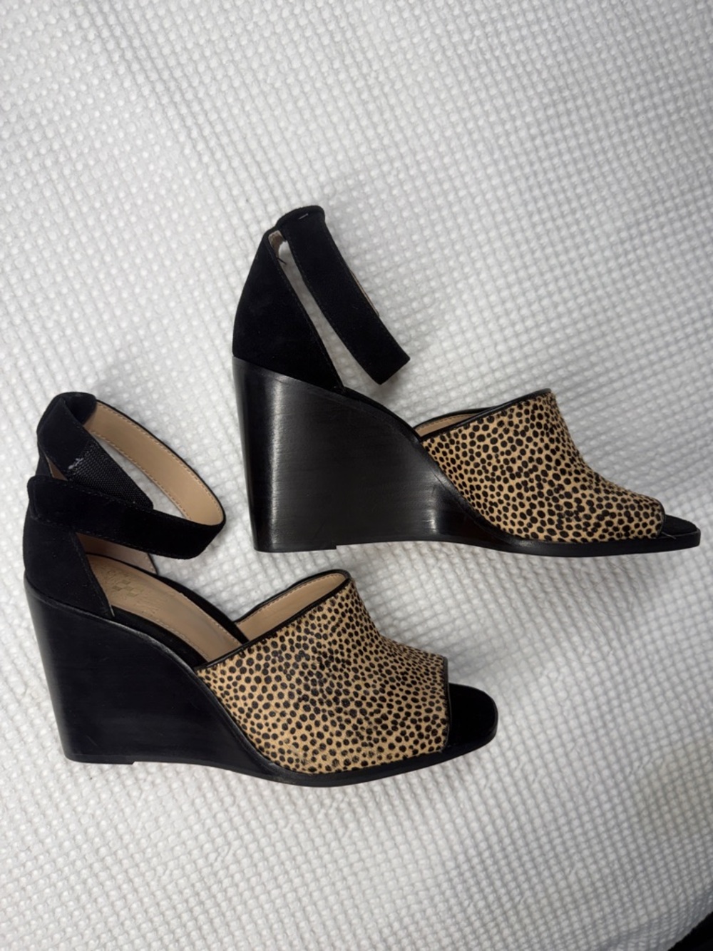 Vince Camuto Black and Leopard Wedge Sandals
